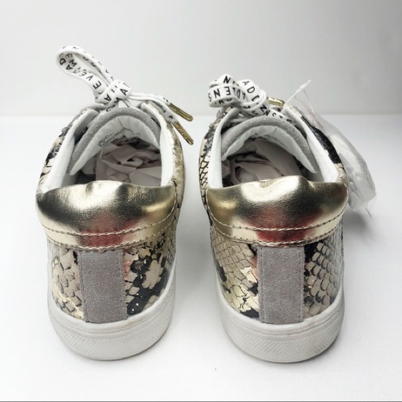 STEVE MADDEN AMALFI STAR SNEAKERS SIZE 8 1/5 ⚫️ - Picture 7 of 8